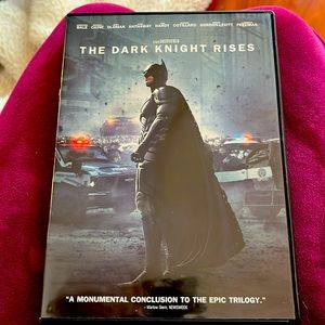 The DARK KNIGHT RISES. DVD.  WITH BONUS